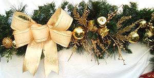 Golden Splendor Garland