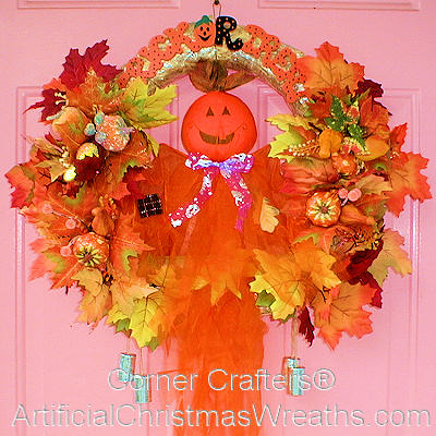 HALLOWEEN PUMPKIN WREATH