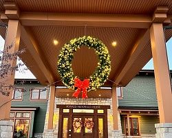 6 Foot Wreath - Customer Image